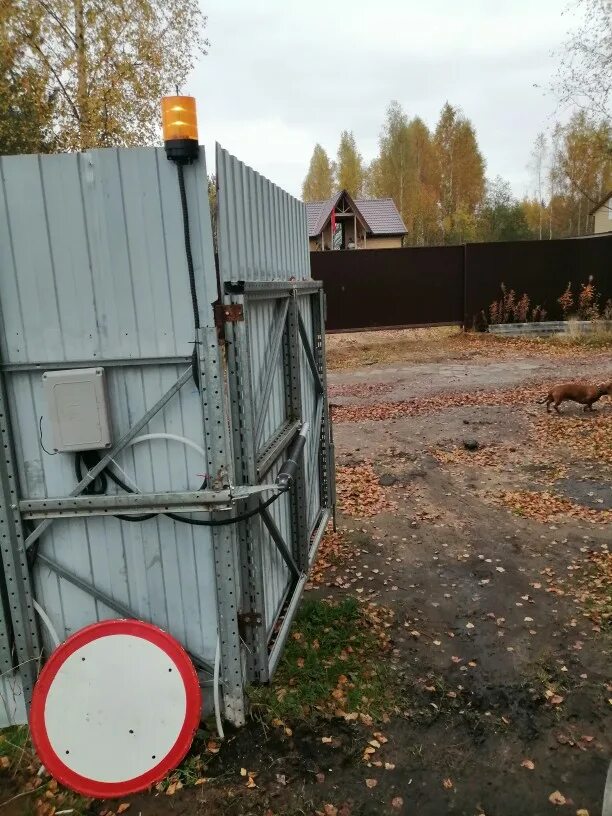 Комплект линейных приводов 24в для распашных ворот homegate 200dc. Автоматика для распашных ворот наружу 180 градусов. Автоматика для ворот распашных hb 2000. Автоматика для распашных ворот home gate 200dc. Закладные под привод распашных ворот.