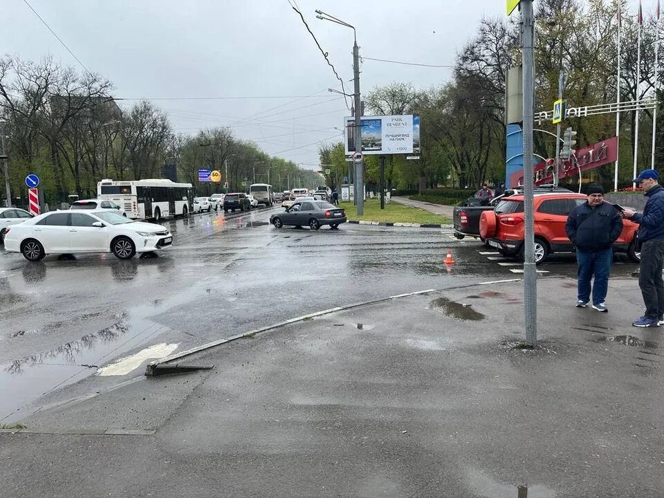 Происшествие в ростове за неделю. Происшествие в ростове за неделю. 04. Дтп ростов буденновский. Происшествие в ростове за неделю.