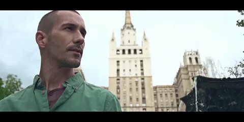 Душа летела над лужами слушать