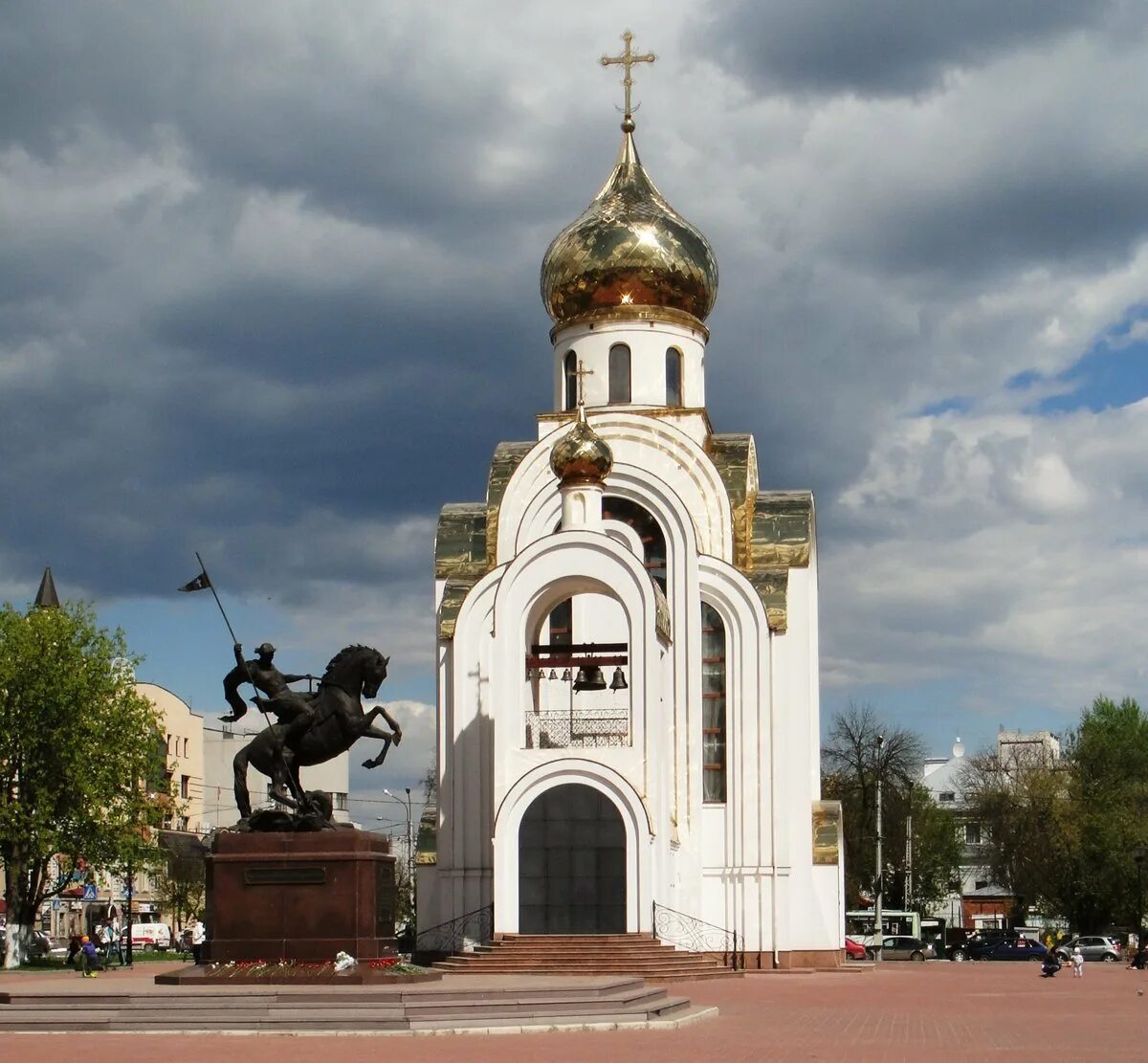 Городской округ город иваново. Площадь Победы Иваново. Памятник на площади Победы Иваново. Площадь 40 летия Победы Иваново. Площадь города Иваново.