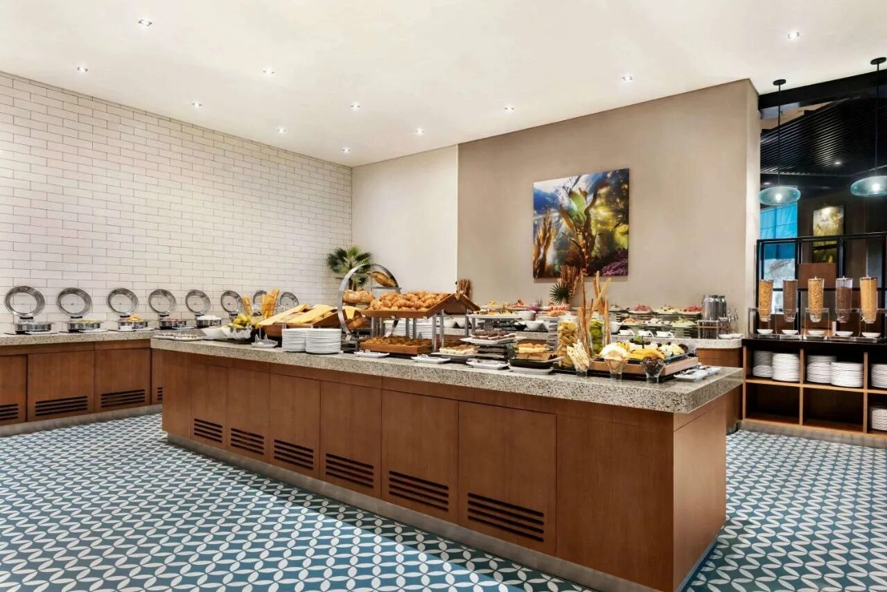 Garden ajman corniche 4 оаэ. Отель в аджмане wyndham garden. wyndham garden ajman corniche 4*оаэ аджман. wyndham garden ajman 4 **** (аджман бич). wyndham garden ajman corniche эмират.