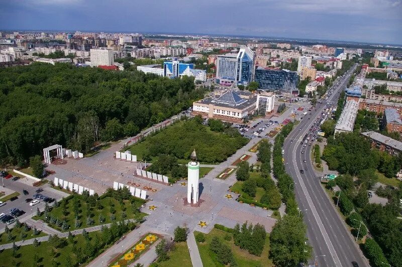 Город тюмень ул. Тюмень республики. улица республики тюмень сейчас. самая длинная улица в тюмени. улица советская тюмень вид сверху.