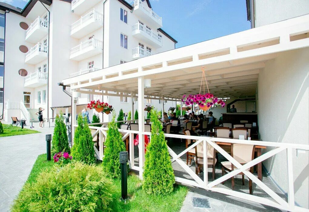 Отель репин витязево. Эмеральдика family beach hotel 3*. Эмеральдика family beach hotel джеметинский пр. Отель демократия сукко. Морелето (moreleto) 4*.