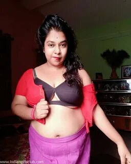 Big Boobs Mature Indian Aunty Recorded Full Naked.
