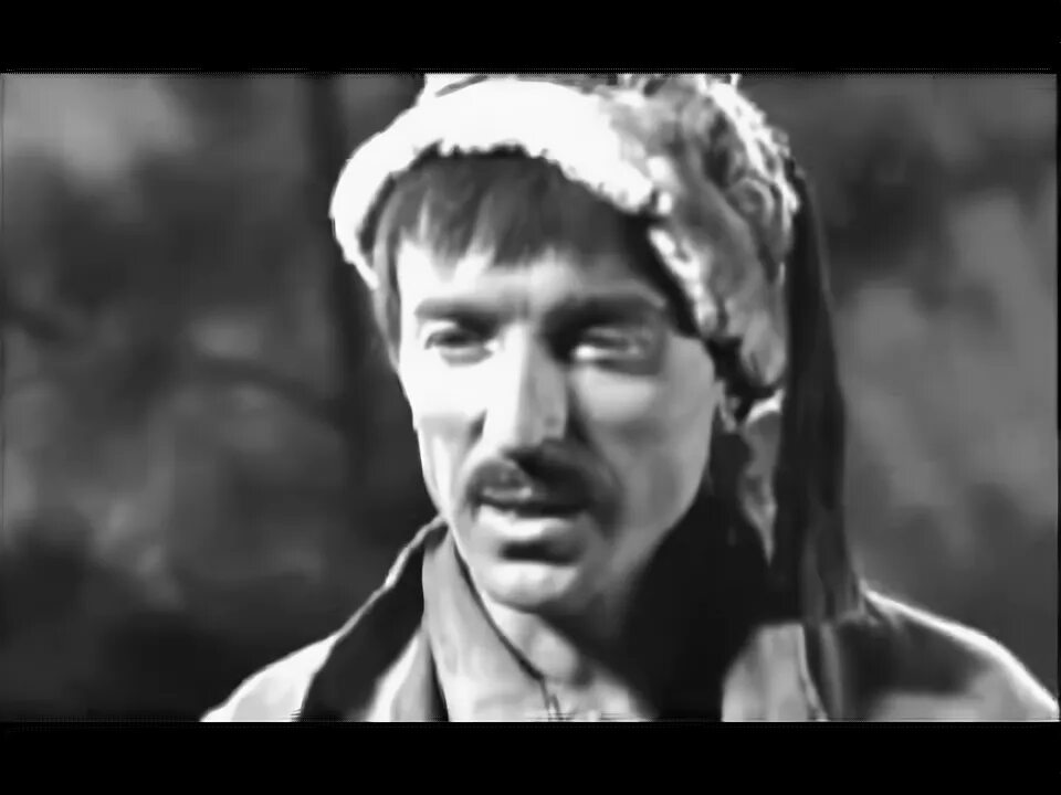 Книга золотое озеро. Золотое озеро 1935. Книга золотое озеро. Золотое озеро песня. Книга золотое озеро.