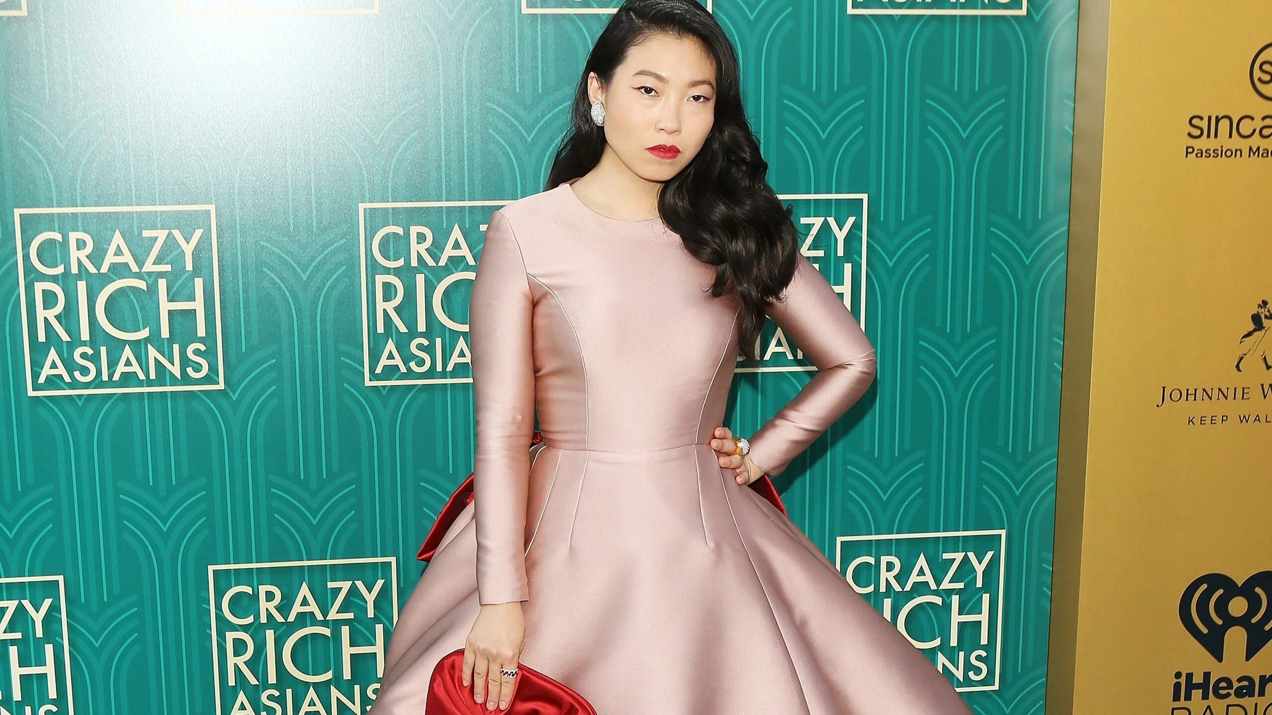 She was rich. Аквафина. Аквафина фото. Crazy Rich Asians. Awkwafina.