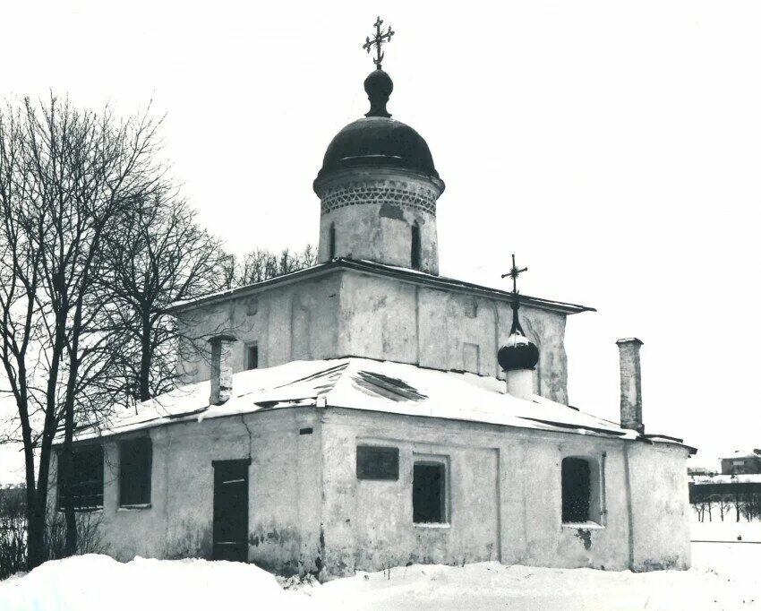 Храм климента псков. Морской храм святителя климента римского псков. храм климента папы римского псков. церковь климента, папы римского, бывшего климентского монастыря. церковь климента римского псков внутри.