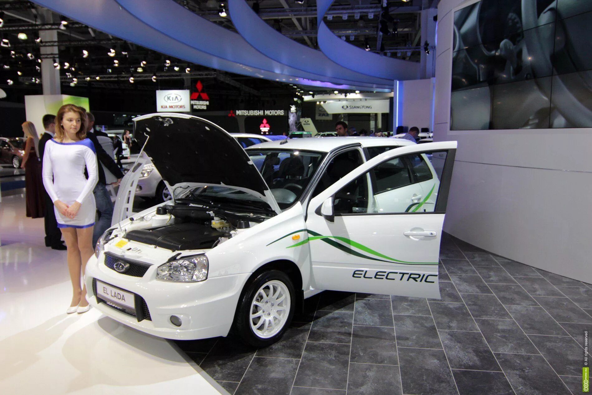 Лада калина электромобиль. Электромобиль lada ellada. Электрокар автоваз. Электрическая лада калина. Lada ellada электрокар.