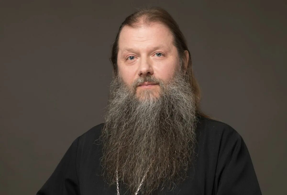 позвонить. иеромонах никандр москва. голос отца был.