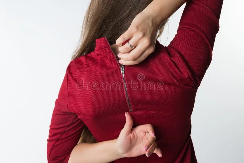 Pull her hair. Pull her hair. Hair pulled sideways. Woman holds man arm. Девочек дергает хвостики.