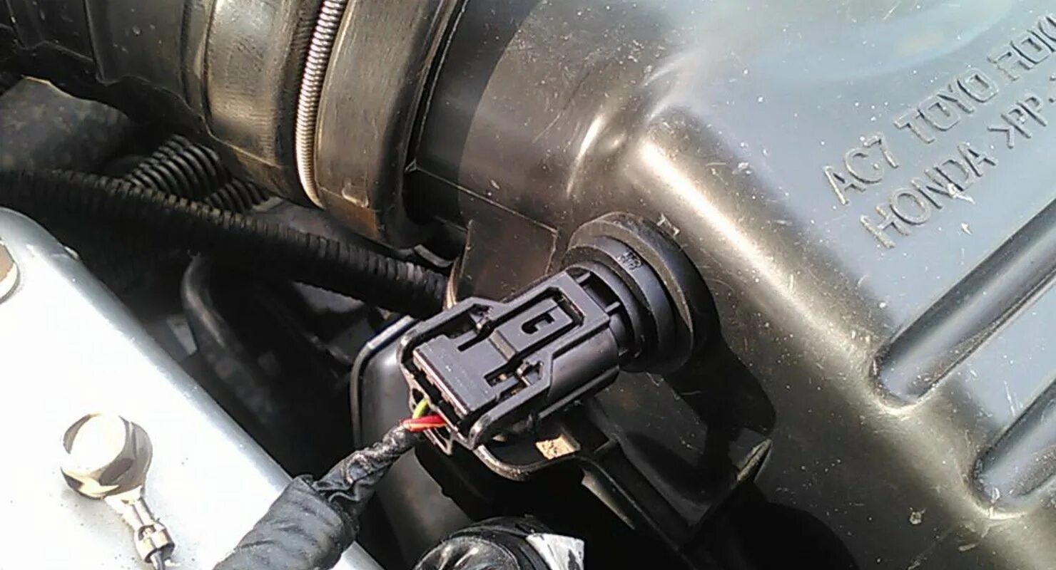 Датчик температуры впускного воздуха ваз 2114. Датчик всасываемого воздуха мерседес w204. Датчик дтвв тойота. Датчик дтвв датчик дэу нексия. Датчик температуры воздуха toyota.