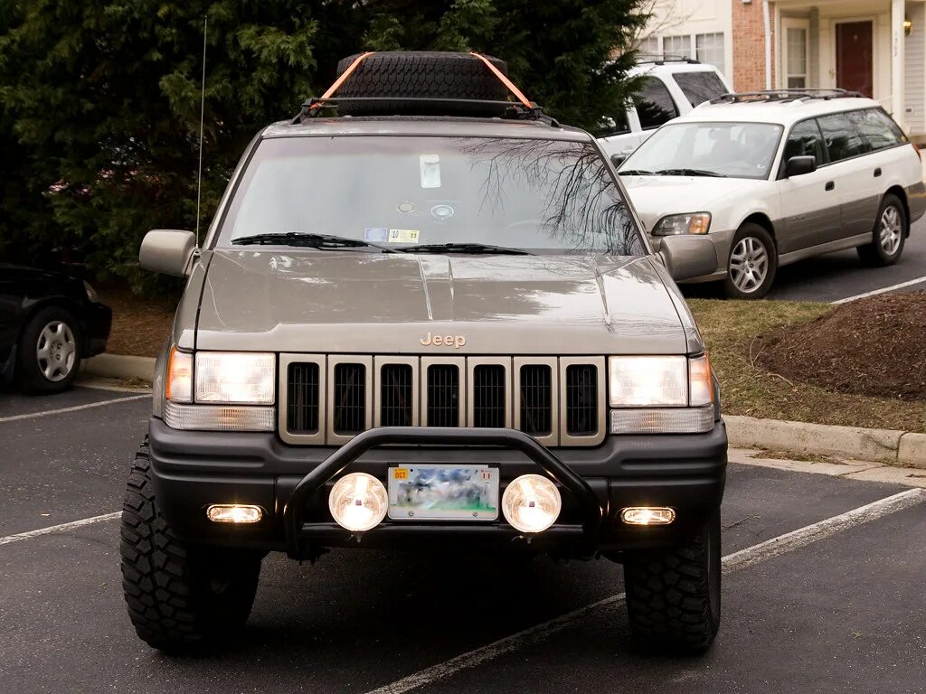 Jeep zj. Jeep Grand Cherokee ZJ. Jeep Cherokee ZJ. Jeep Grand Cherokee ZJ кенгурятник. Jeep ZJ С кенгурятником.