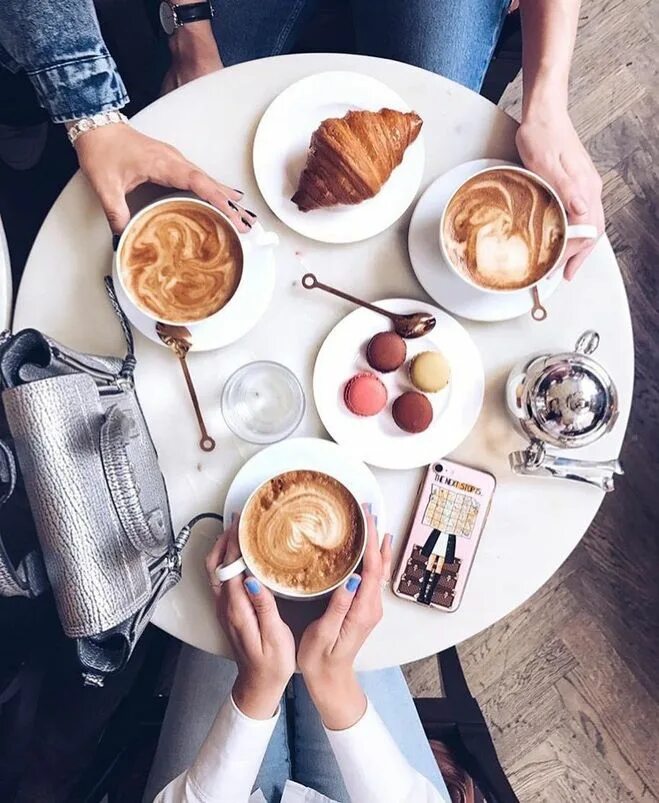 сладкий перекус. смотрю твой инст еду. завтрак с клубникой. идеи для сторис. смотрю твой инст еду.