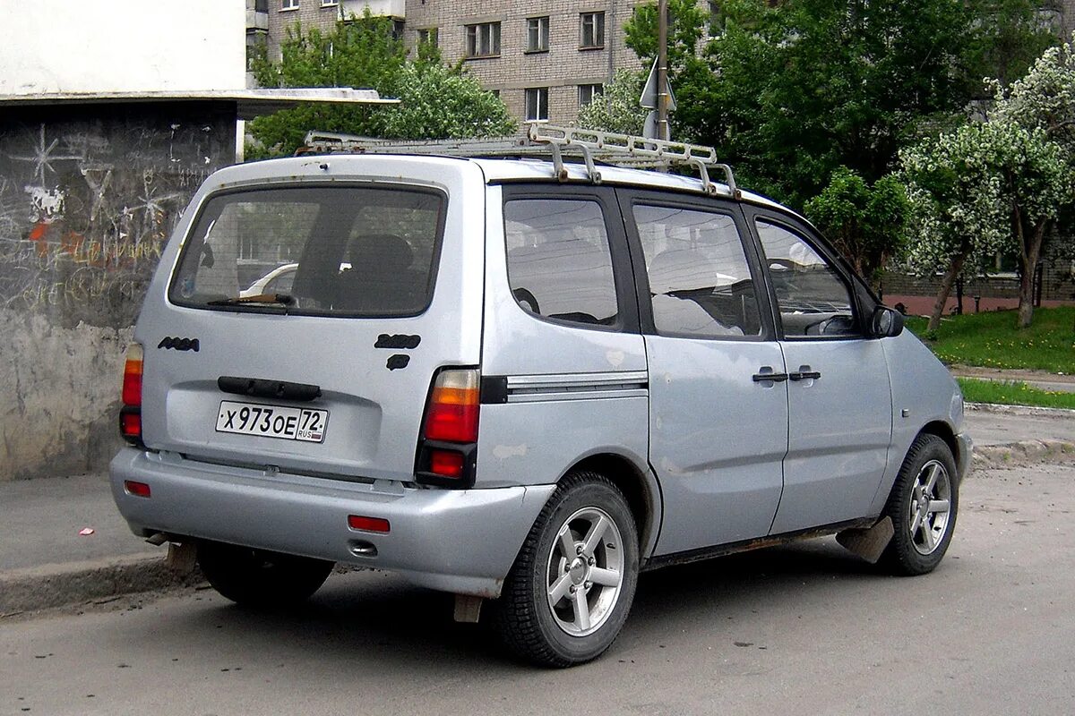 Купить б/у Lada (ВАЗ) 2120 Надежда I Рестайлинг 1.8 MT (80 л.с.) 4WD бензин меха