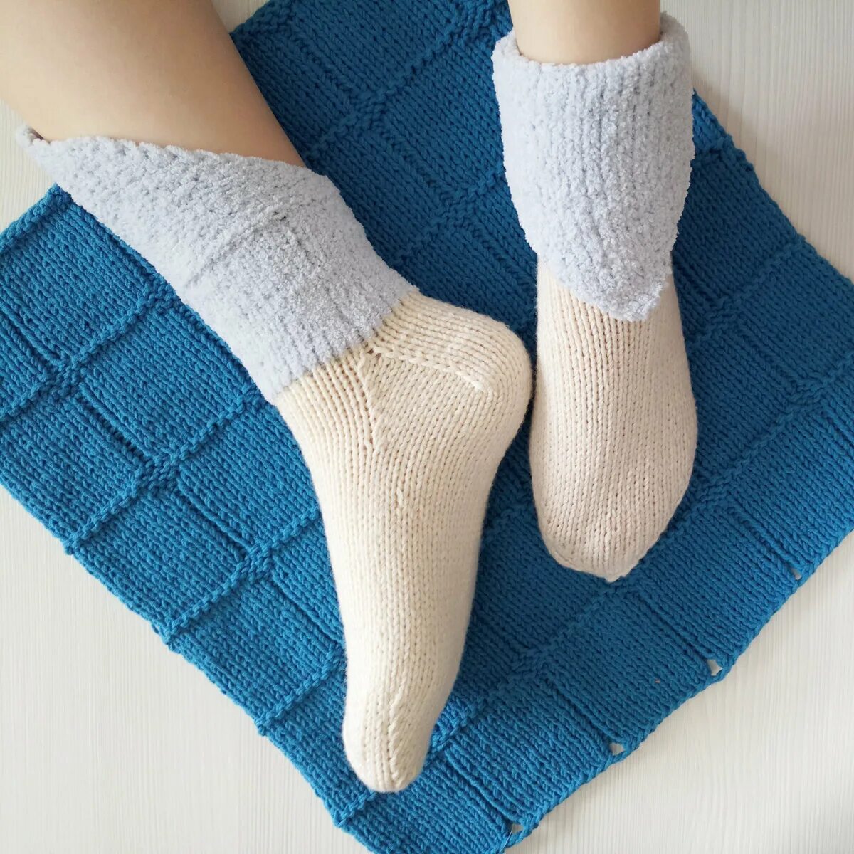 Носки мужские 41-47 YAMEINA Knitting. Оригинальные носки. Вязаные носки. Оригинальные вязаные носки. Носки спицами новые модели
