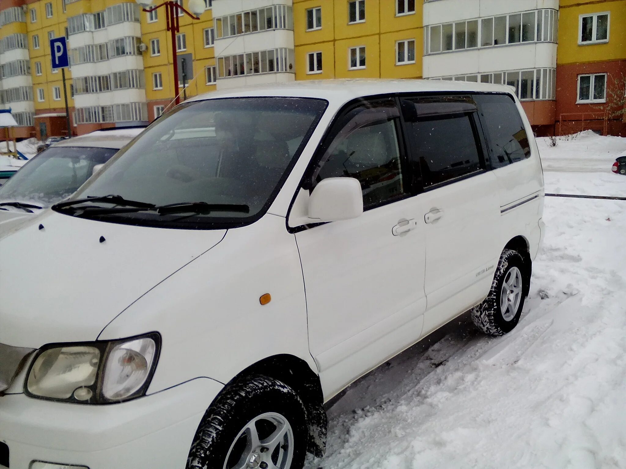 Toyota Lite Ace Noah 1999. Toyota Lite Ace Noah. Toyota Lite Ace Noah v. Тойота универсал 4вд. Продажа б у автомобили омске