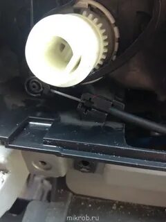 Приора не переключает на горячий