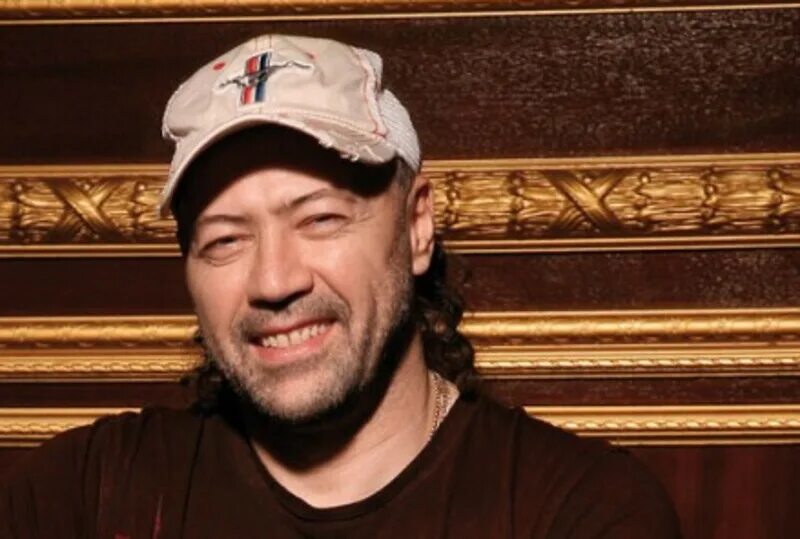 Тата Симонян без Кепки. Арарат тата Симонян. Тата Симонян фото. Тата Симонян и иранский певец