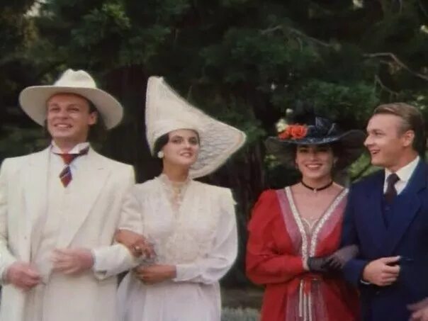 Генри и леонсия сердца трёх. Сигнал сердца 1 сезон корея. Сердца четырёх фильм 1992. Шоу сердца трех 2 сезон. Сердца 3 шоу.