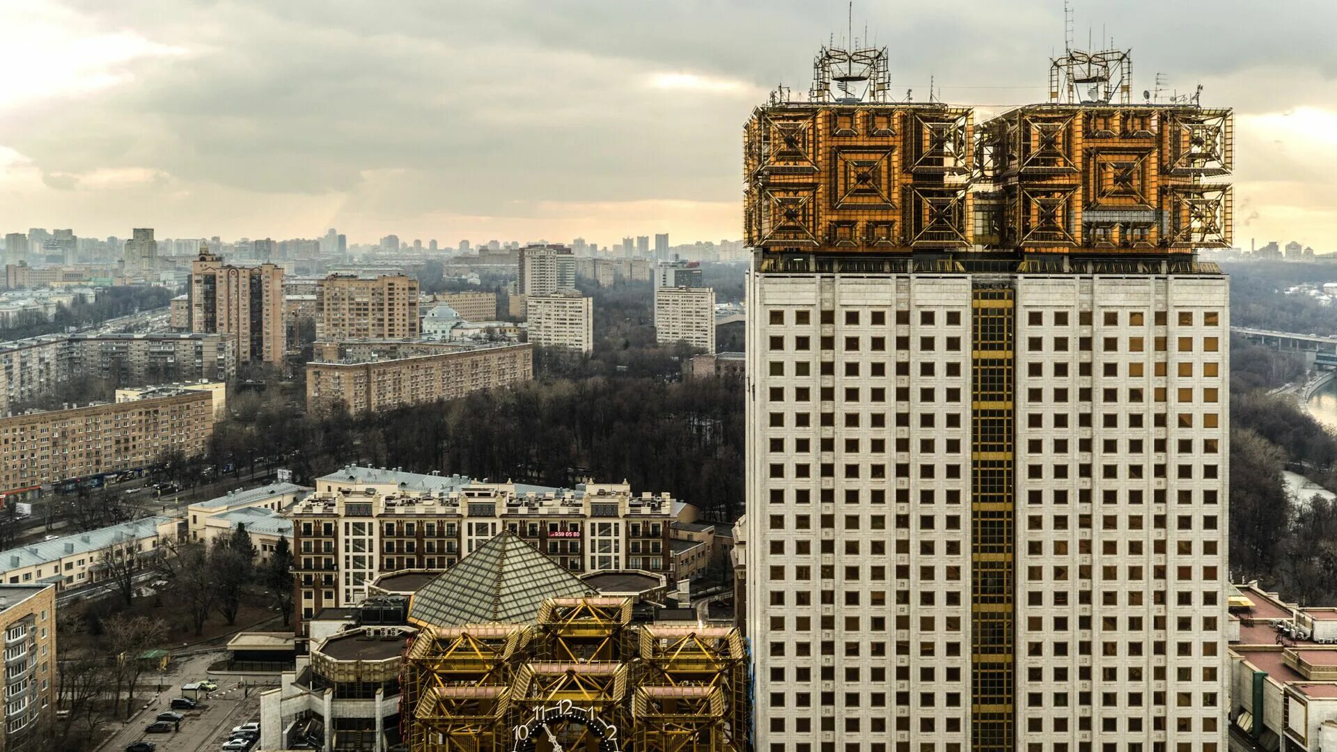 РАН Академия наук. Академия наук Москва. Президиум РАН Москва. Здание Академии наук в Москве.