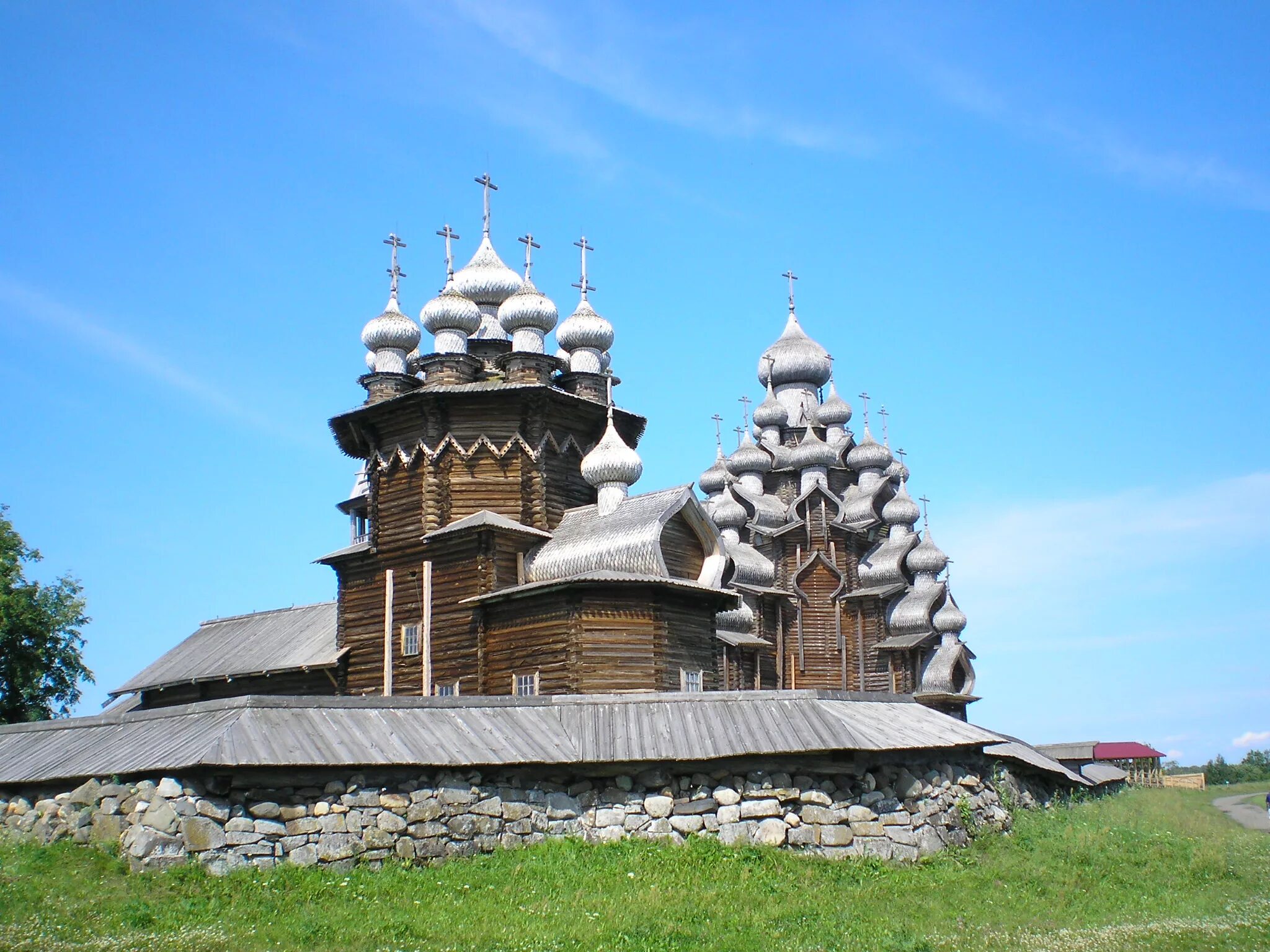 Соловецкий монастырь соловецкие острова. Кижи валаам. Карелия. Соловки кижи. Кижи валаам соловки.