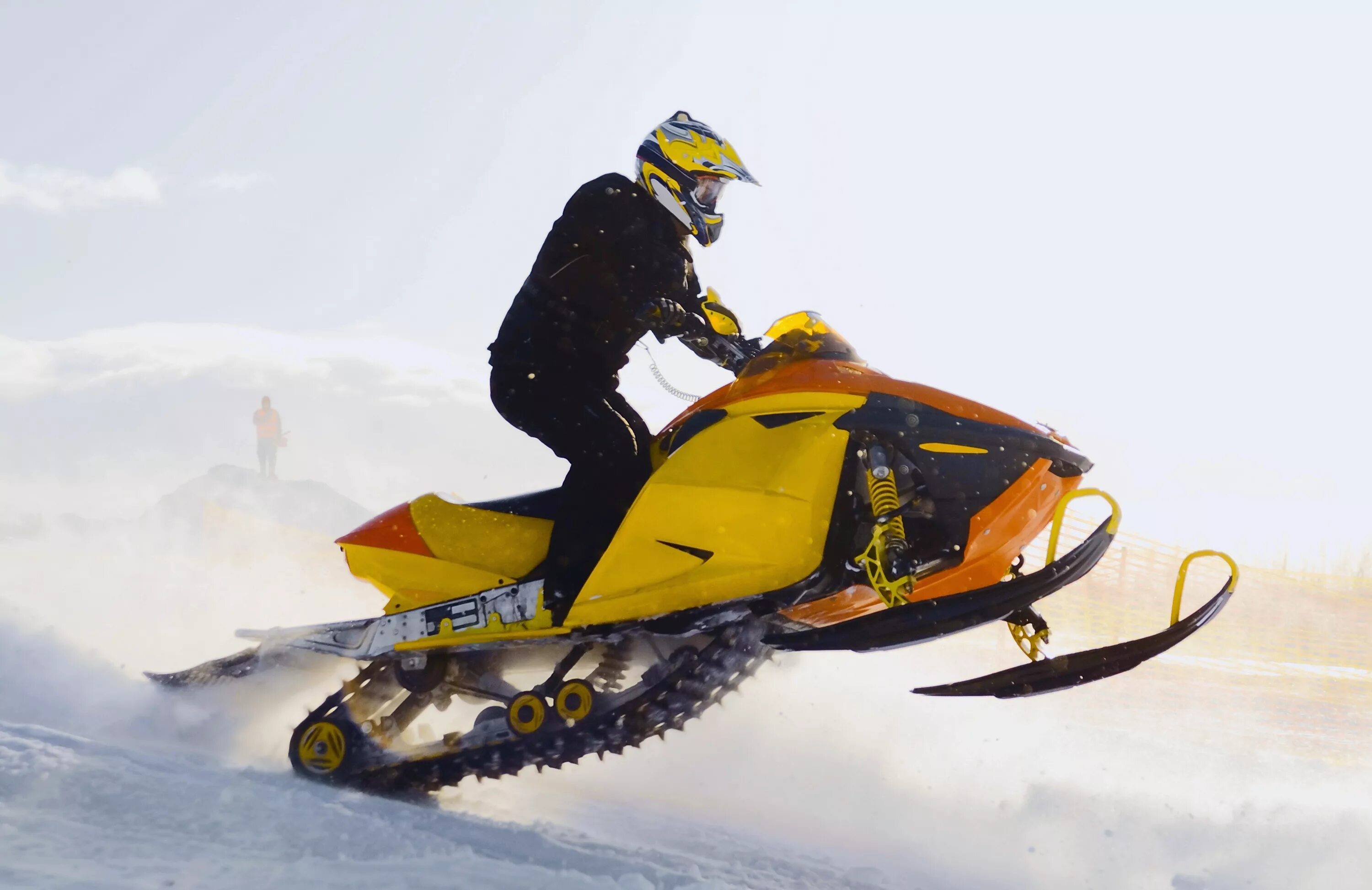 Снегоход Торос. Катание на снегоходе. Снегоход транспортное средство. Квадроцикл снегоход.