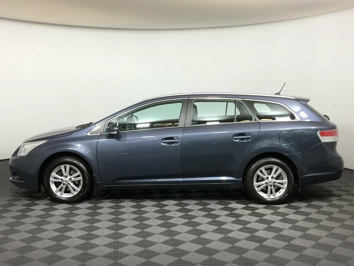 Toyota avensis 2011 универсал. Тойота авенсис универсал 2009. Авенсис 3 универсал. Toyota avensis (2010-2013). Тойота авенсис 3 кузов универсал.