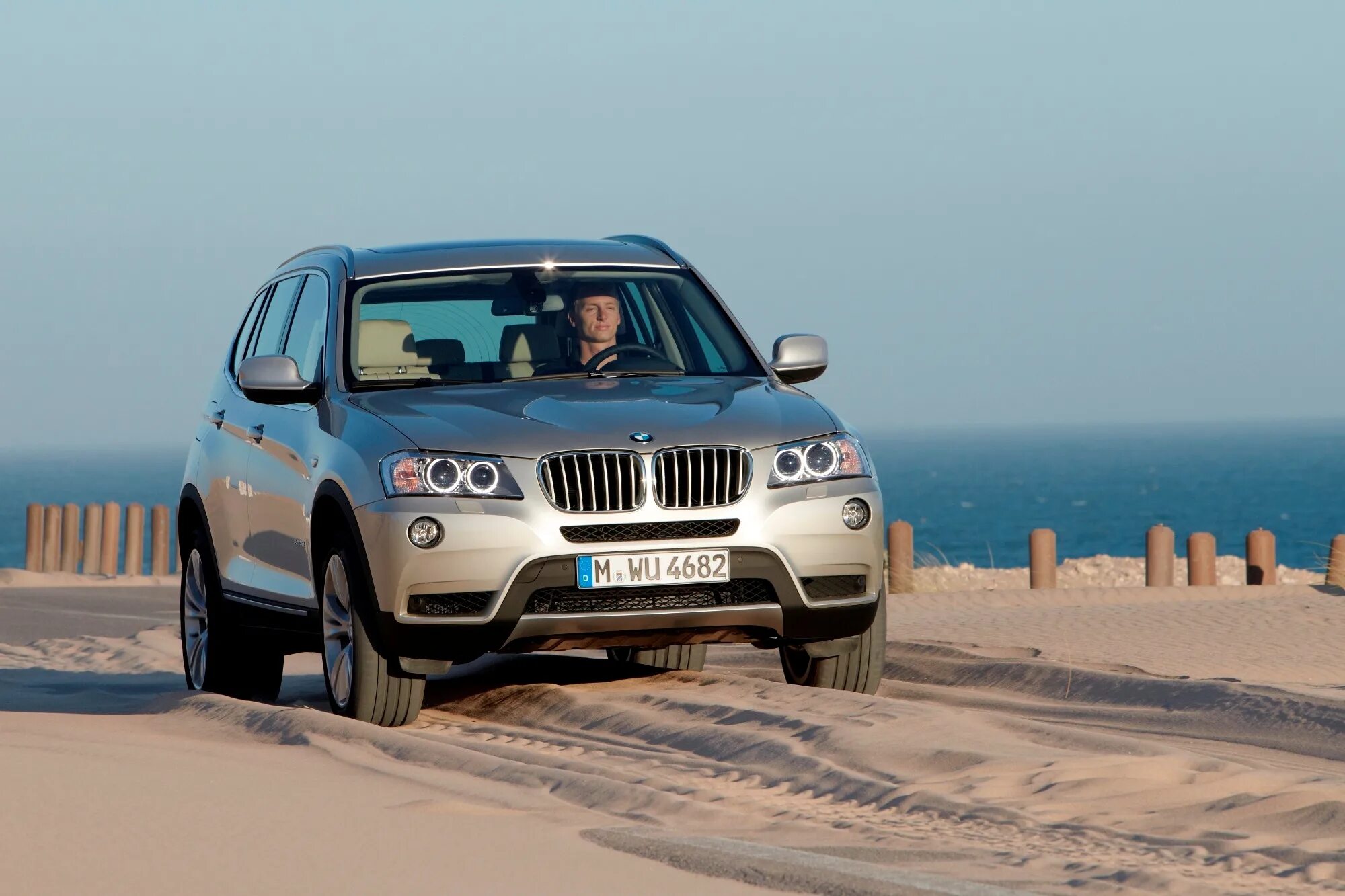 БМВ х3 2010 года. BMW f3x. BMW x3 f25. БМВ x3 2012. Бмв х3 дизель отзывы