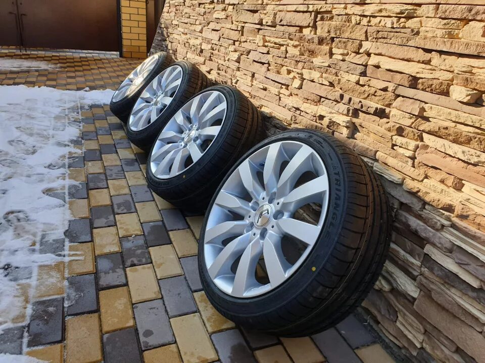 Сальск резина. 225/40 R18 8j. 225/45 R18 8.5j. Jetta 6 r18 225/45. R18 j8 225/40/18.