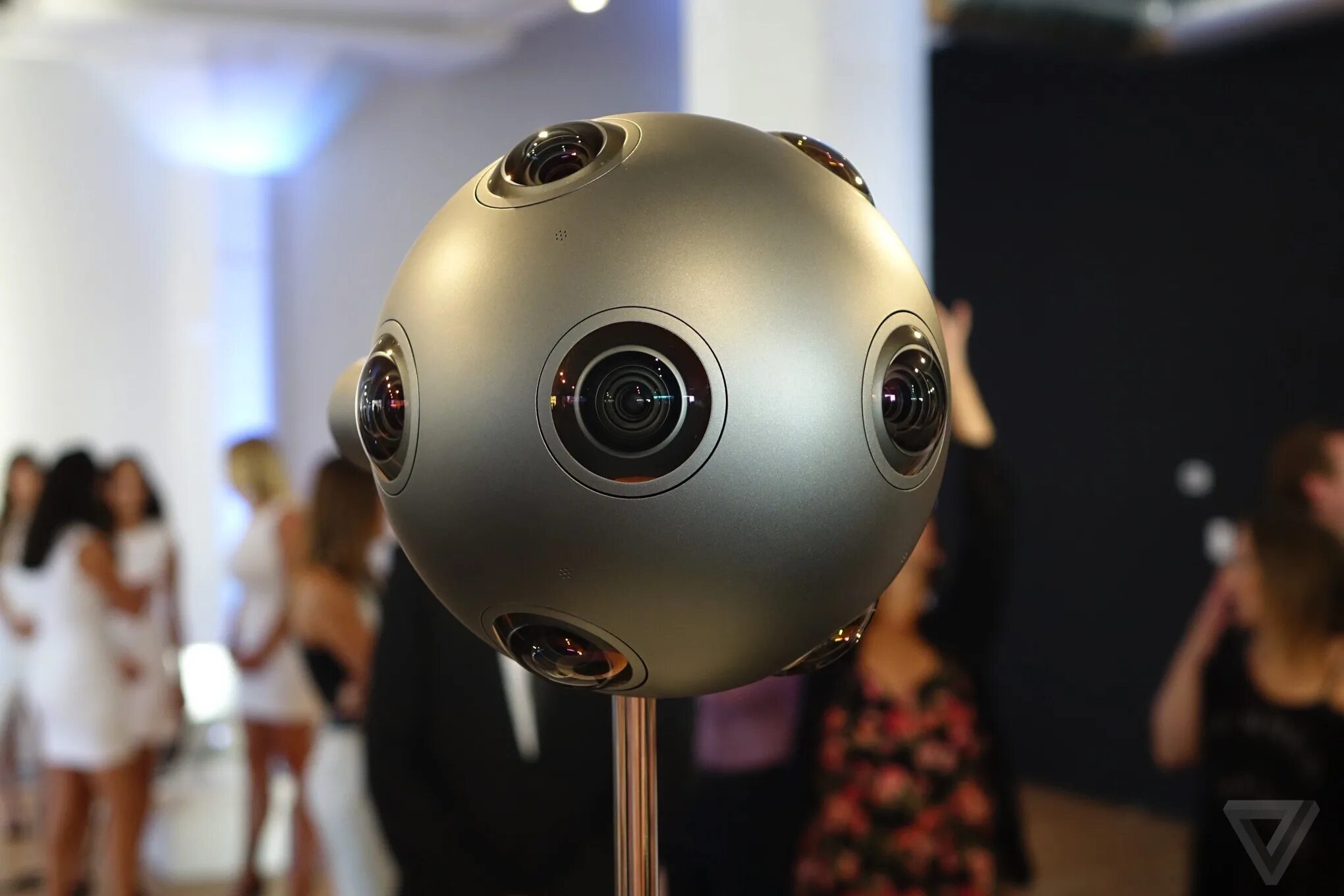 Nokia Ozo 360. Nokia 360 камера. Сферическая камера. Видеокамера шар.