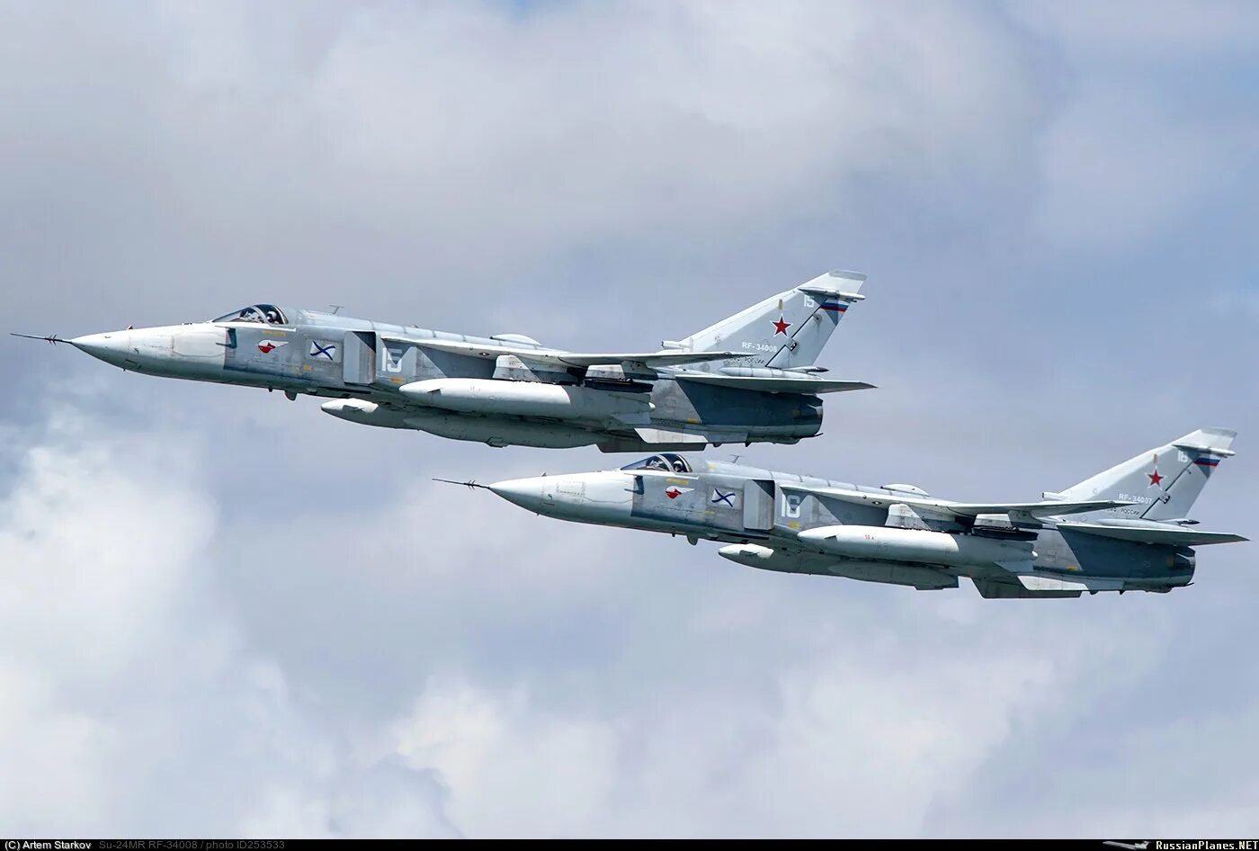 Ввс черное море. Су-27 истребитель перехват. Су-27 истребитель перехват. Су-24 морской авиации черноморского флота. Су-27 и f-16.