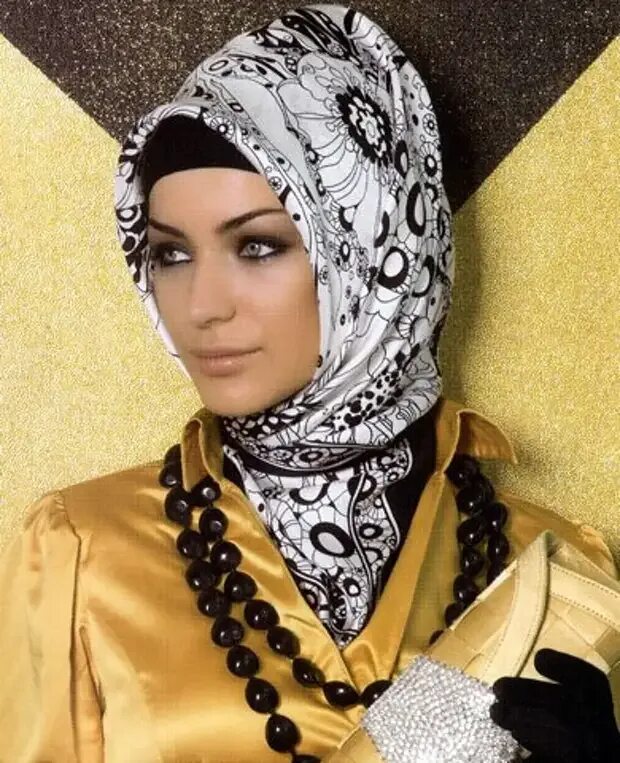 Арабские зрелые женщины. Мусульманские платки. Платки мусульманские для женщин. Турчанки в платках. Турецкие девушки.