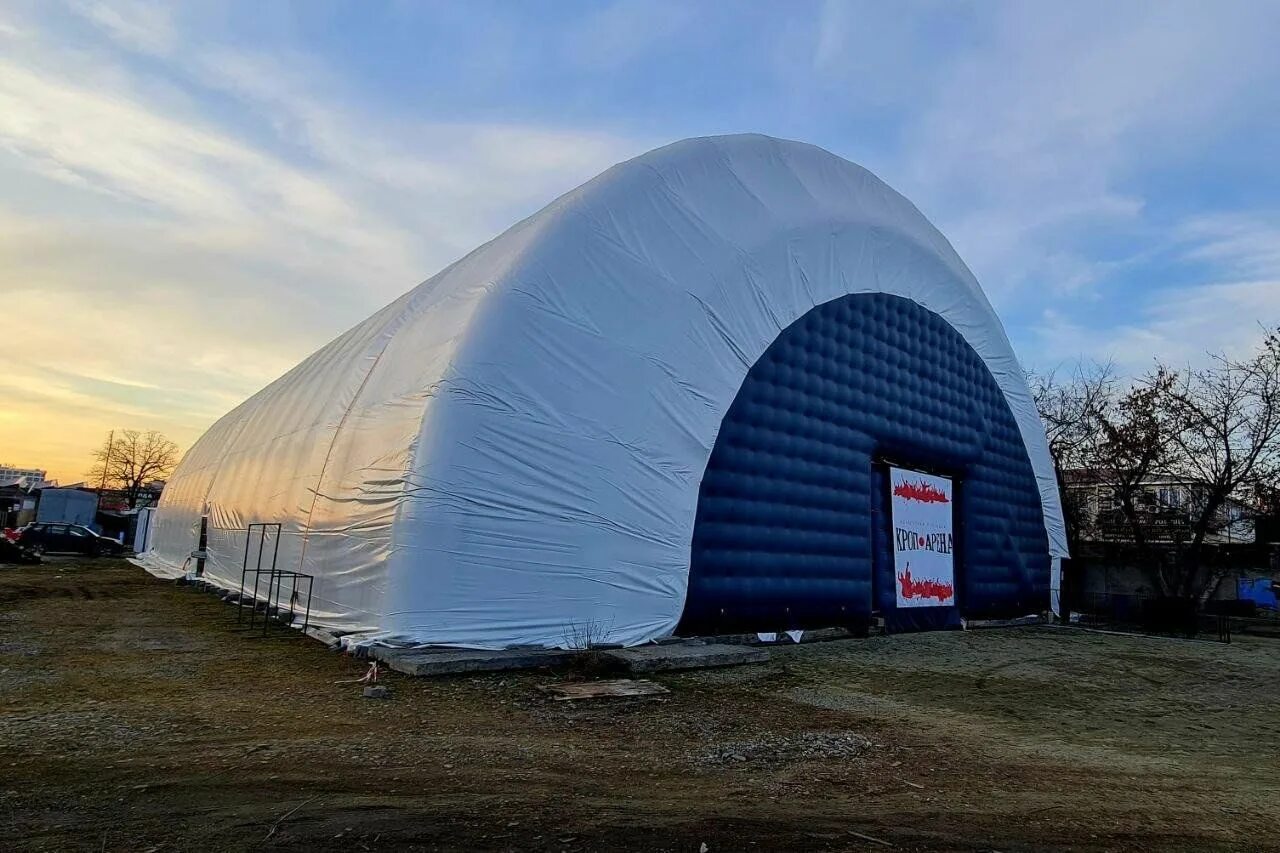 Подготовка к концерту уже началась. Эльфийская рукопись сегодня в Arena Hall Рос