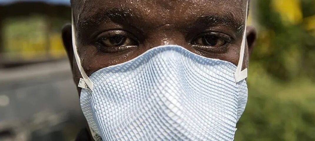 Лихорадка ласса вакцина. Вирус эбола переносчик. Эпидемия лихорадки эбола. Эпидемия лихорадки эбола симптомы. Лихорадка эбола возбудитель.