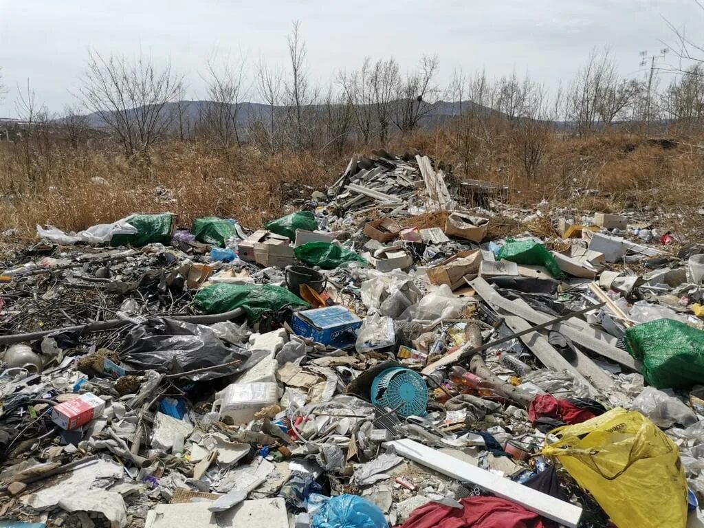 Где находится мусорка. Свалка. Городская свалка. Несанкционированные свалки. Горы свалки в Воронеже.