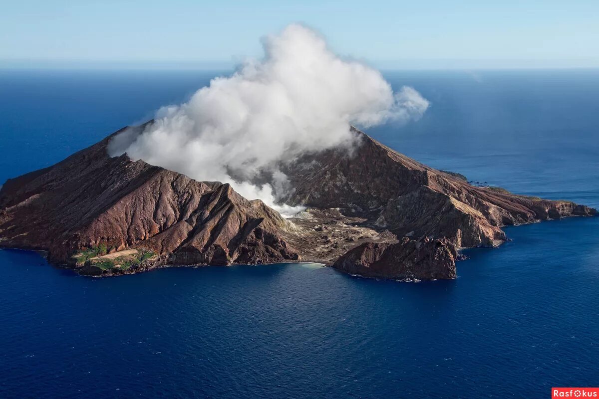 вулкан белый остров новая зеландия. хунга тонга хунга хаапай остров. новая зеландия вулканы. вулкан нисиносима 2022. новый вулканический остров.