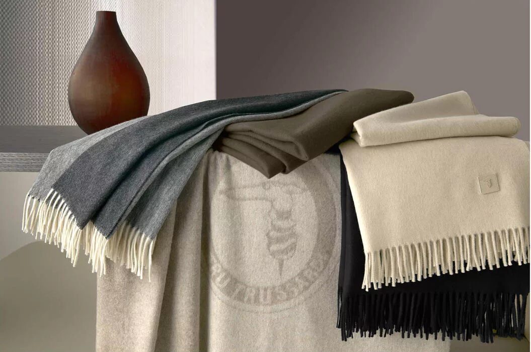 Кашемировый плед. Кор (влади),. Плед кашемир. Плед кашемир. Плед кашемир.