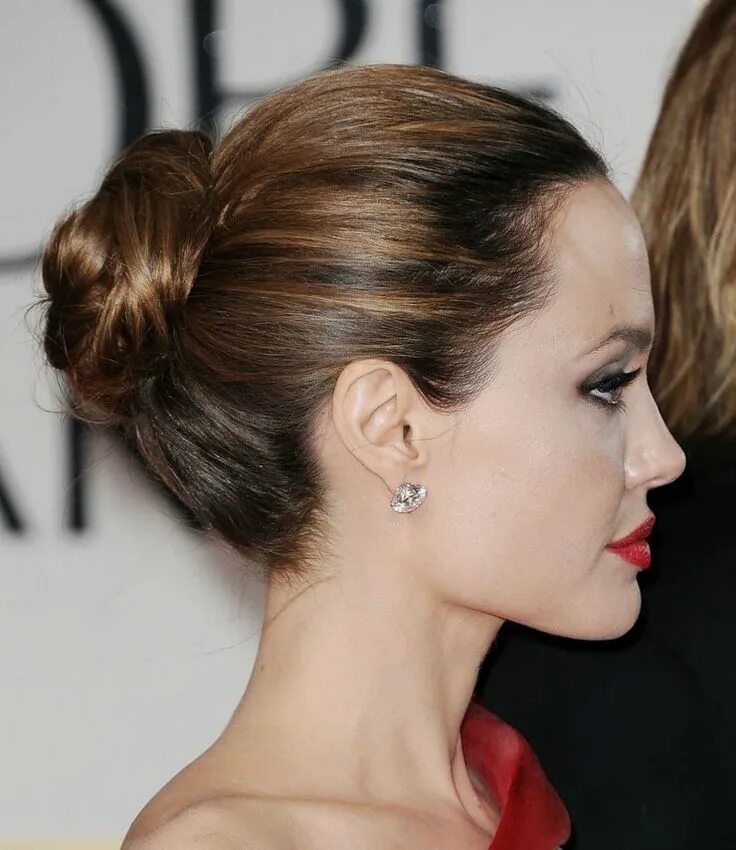 Viele Ideen und Anleitungen für Frisur: Messy Dutt Hair styles, Long hair styles