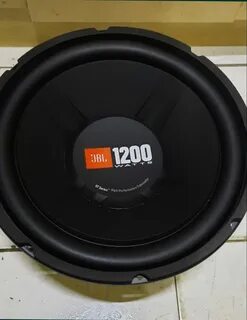 Сабвуфер 1200