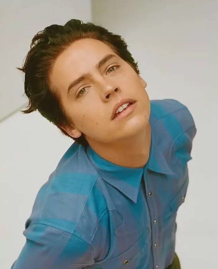 Коул Спроус. Дилан Спроус Ривердейл. Колин Спроус. Коул Спроус молодой. Cole sprouse