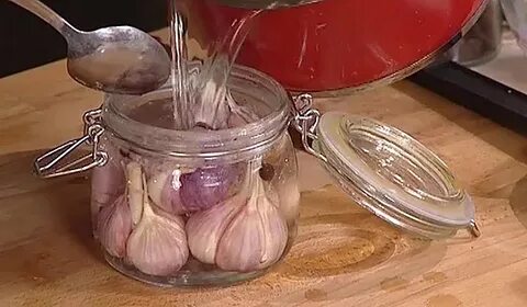 Маринованный чеснок с луком на зиму