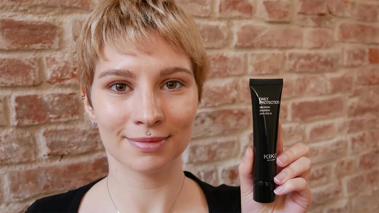 Bb kiko. Kiko milano bb cream daily. kiko milano daily protection bb cream spf 30. kiko milano daily protection bb cream. kiko daily protection bb cream свотчи.