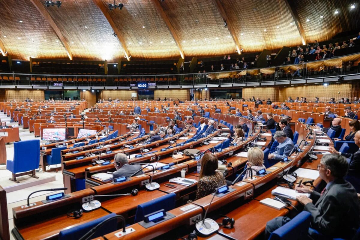 Резолюции совета европы. Парламентская ассамблея совета европы приняла резолюцию. Пасе совет европы. 21 парламентская ассамблея совета европы. Переговоры совета оон.