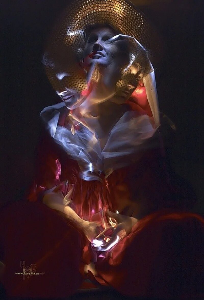 фрейдун рассули freydoon rassouli. внутренний свет. светографика портрет. таня шацева художник. свет души и сердца.