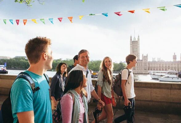 Аудирование gap year. Gap year. gap year картинки. take a gap year.