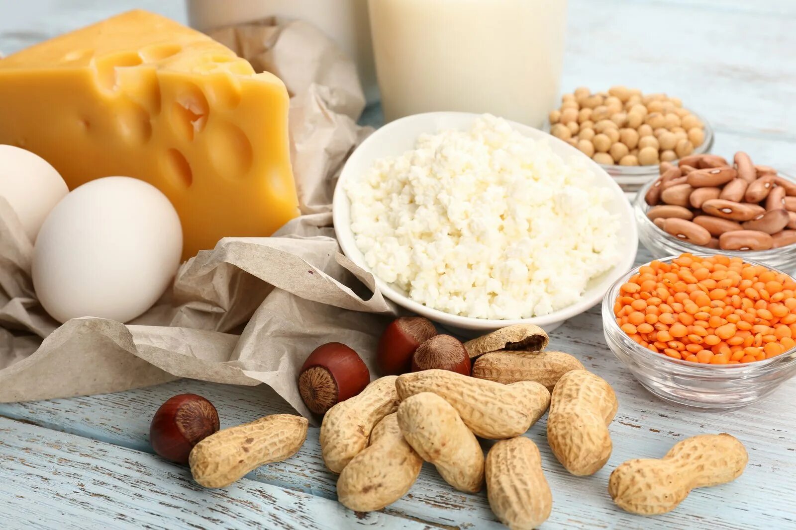 Белки продукты. Белки еда. Ингредиенты белковые. Заменимые и незаменимые пищевые вещества. Растительные порошки.