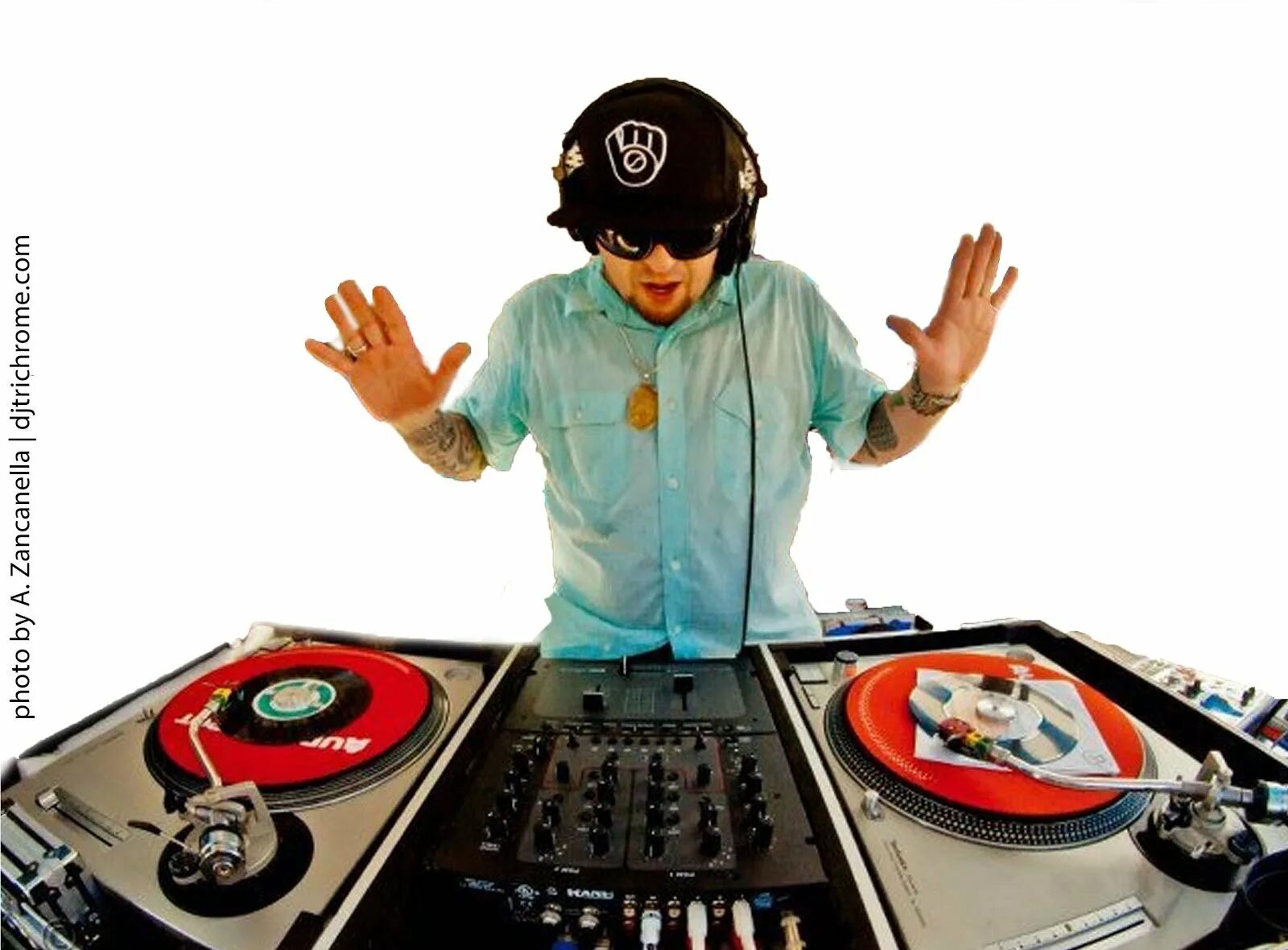 Картина диджей. Диджеев разных. Диджеев разных. Студия диджея. Место диджея.