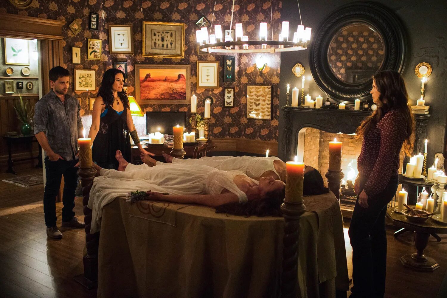 ведьмы ист-энда сериал. ведьмы ист энда 2. дженна деван сериале ведьмы. ведьмы ист-энда сериал 1 сезон. ведьмы ист энда 2.