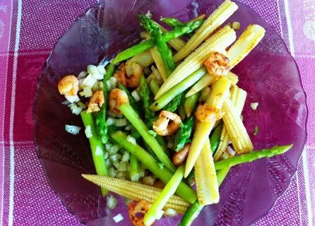 Салат с початками кукурузы