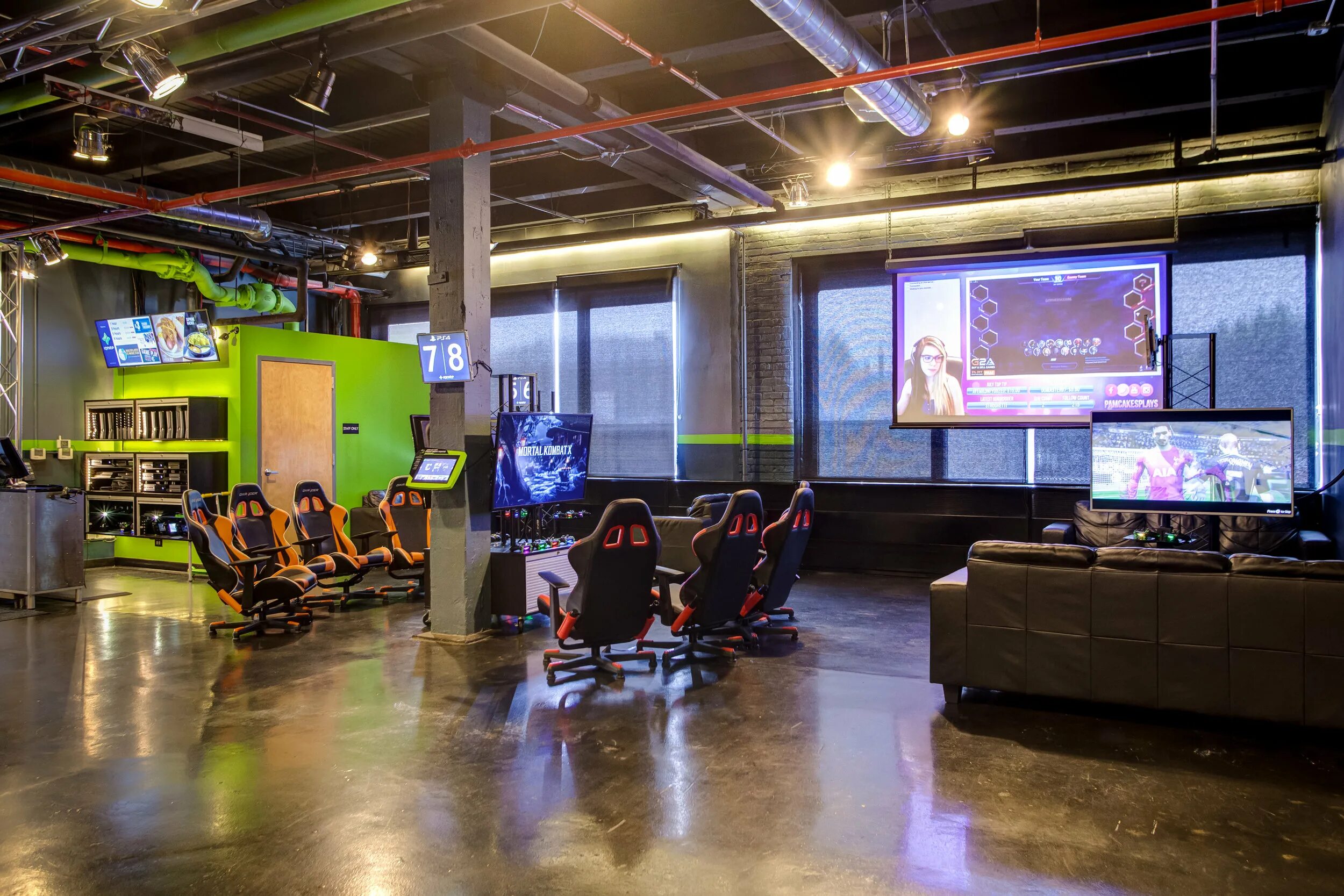 Играй lounge. Gaming Lounge. Ignite Chicago. Game Lounge. Cyber Cafe oboy.